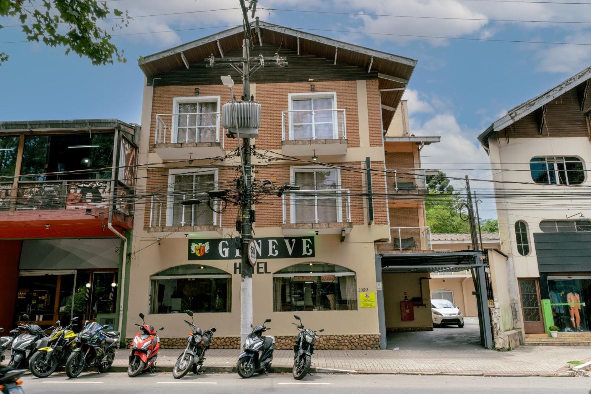 Hotel Geneve - 2Km Do Capivari Campos do Jordão Exteriér fotografie