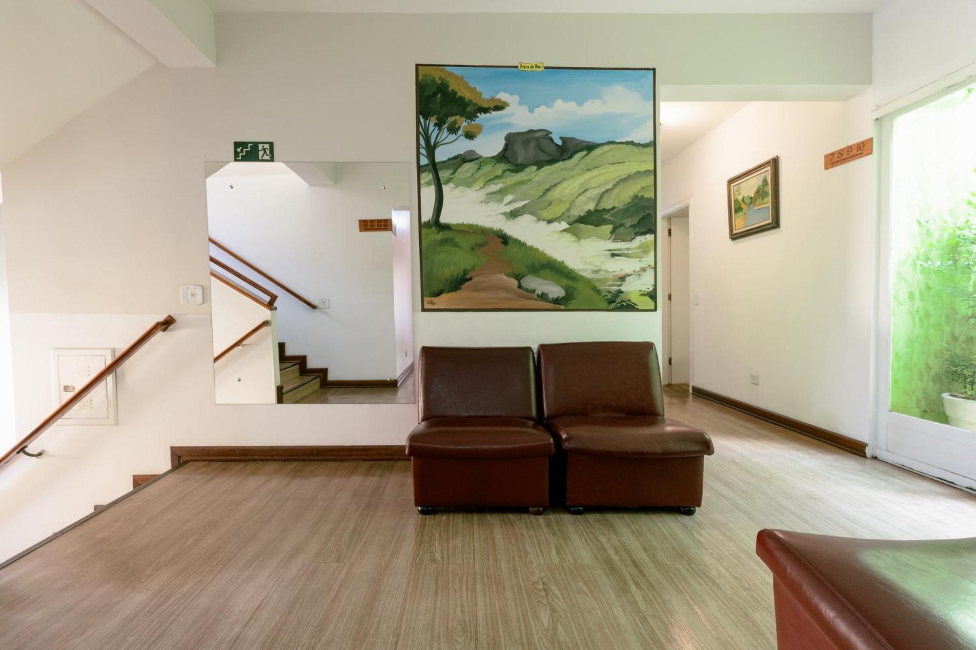 Hotel Geneve - 2Km Do Capivari Campos do Jordão Exteriér fotografie